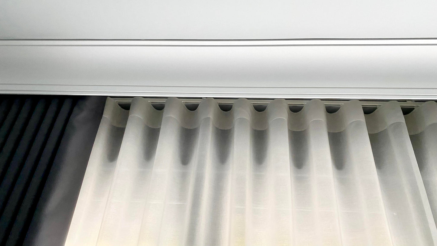 MD105 - Curtain Profile installed
