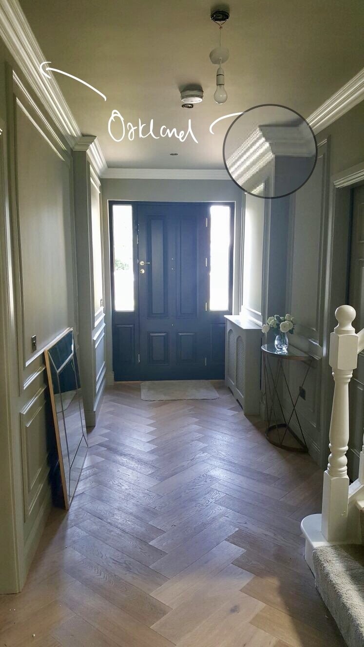 Oakland - Lightweight Coving in a hallway