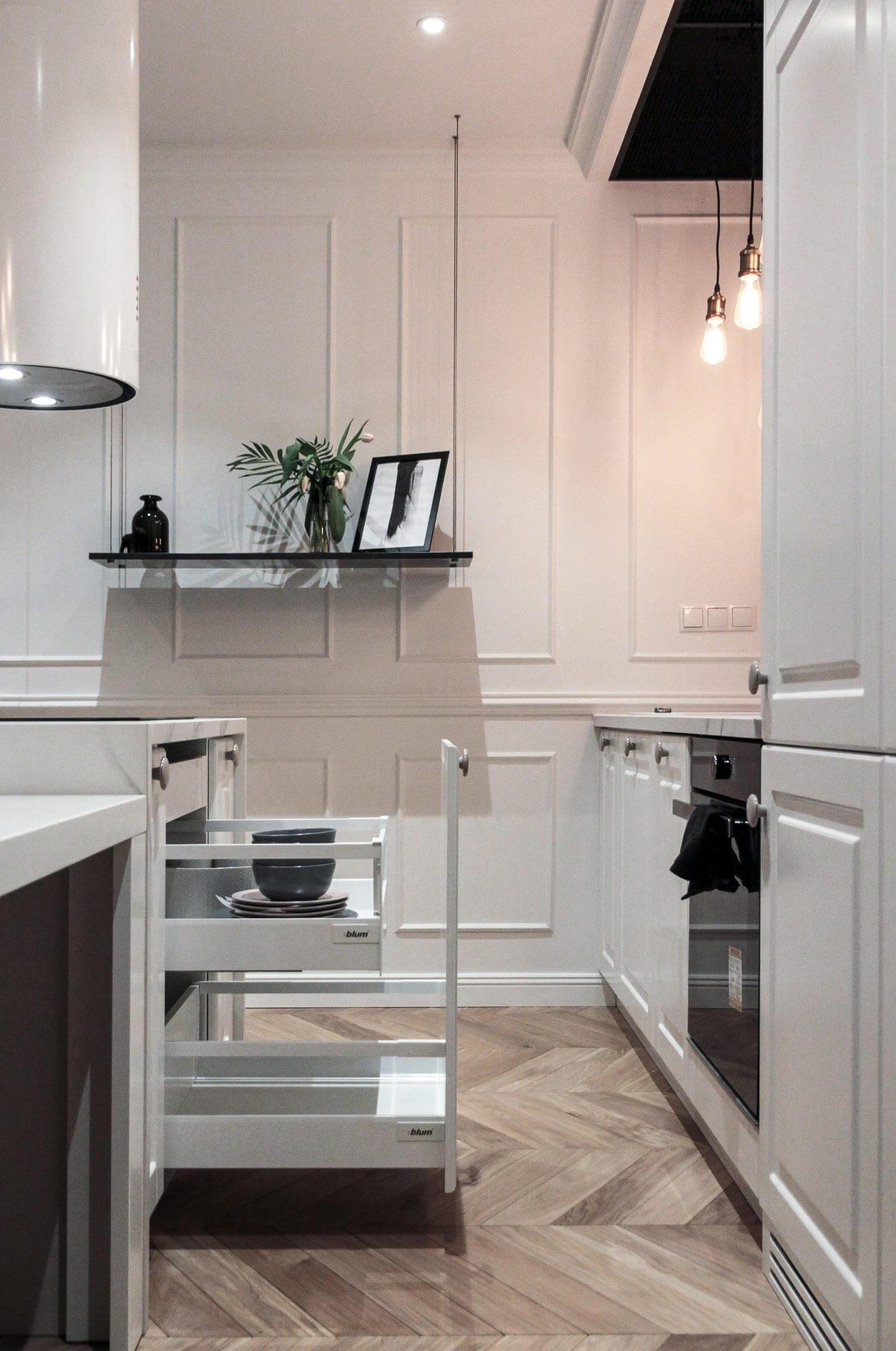 MD367 - Lightweight Coving installed in a kitchen