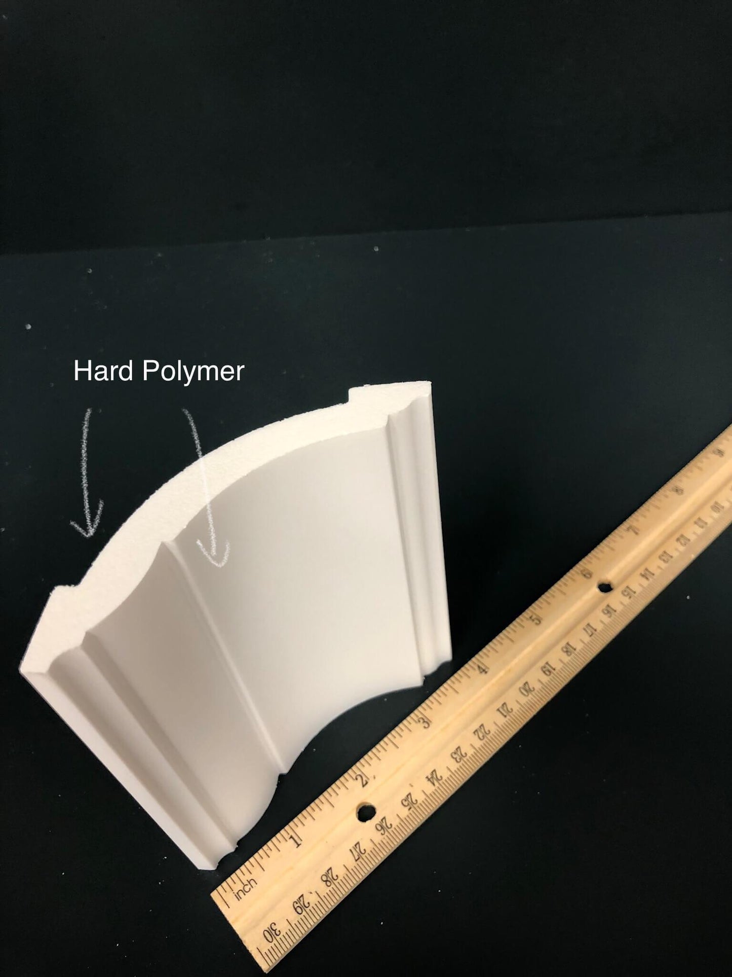 MD367 - Lightweight Coving measured by a ruler